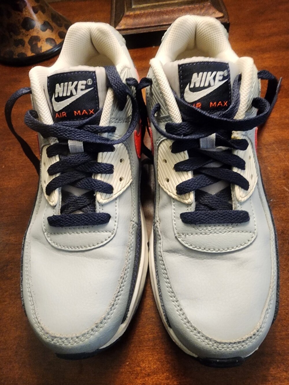 Nike Kids Air Max Sneakers  smoke Grey & Red Sz.6y! Time For School!!!
